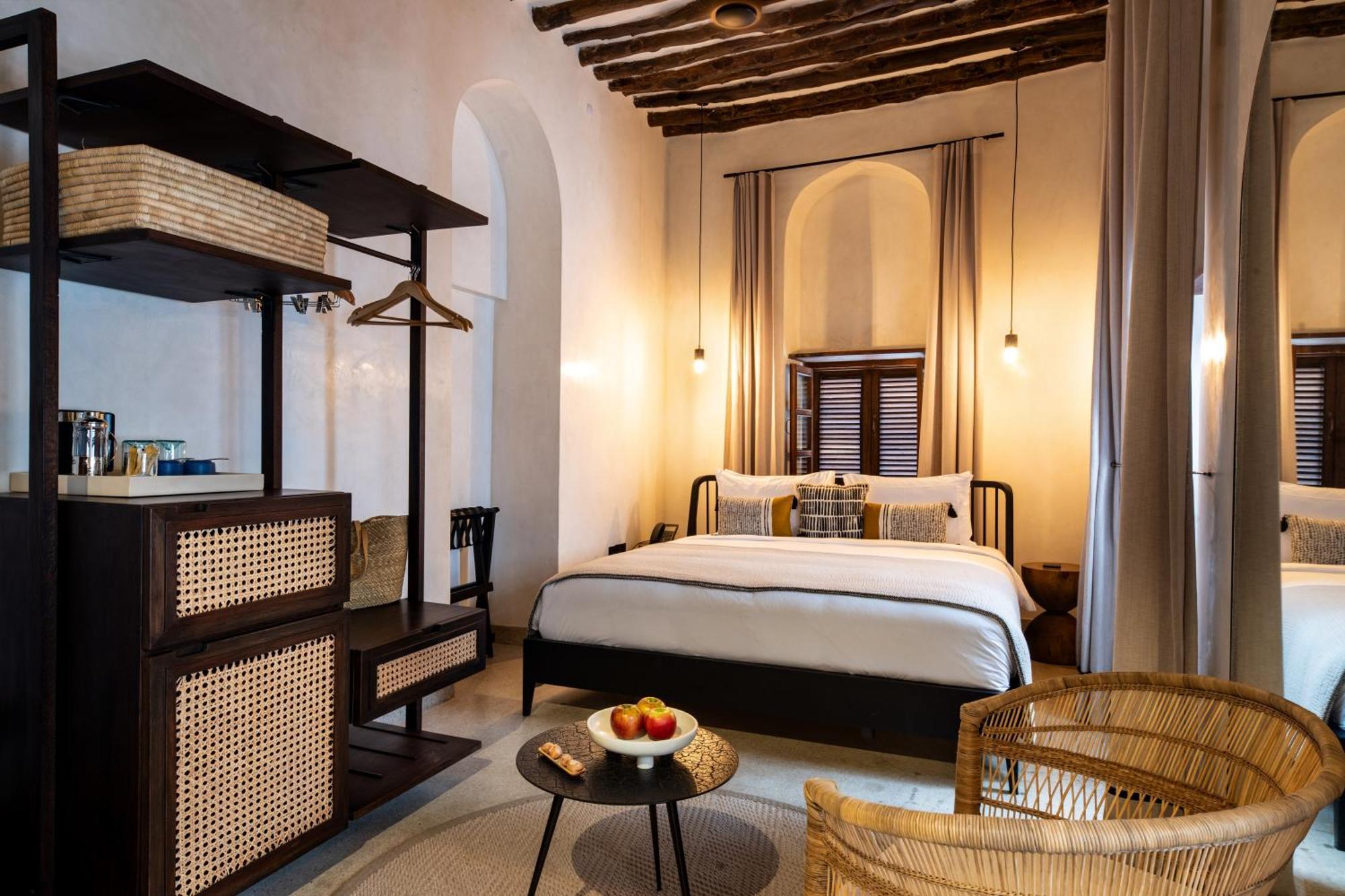 The Neela Boutique Hotel Stone Town Zanzibar Rom bilde